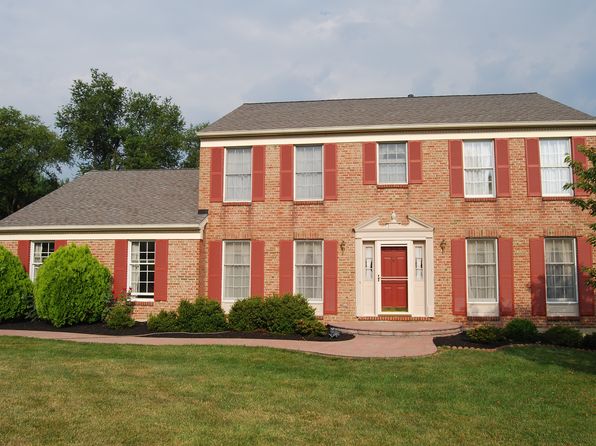 5 Fox Chase Ln