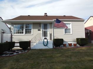 829 169th Pl, Hammond, IN 46324