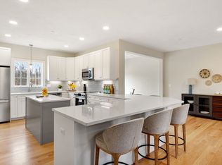 119 Driftwood Cir #43, Sandown, NH 03873