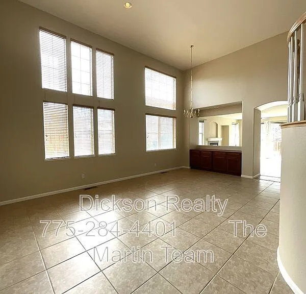 2847 Falcon Ridge Dr — Photo 5
