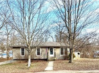 100 Elm St, Windsor, MO 65360