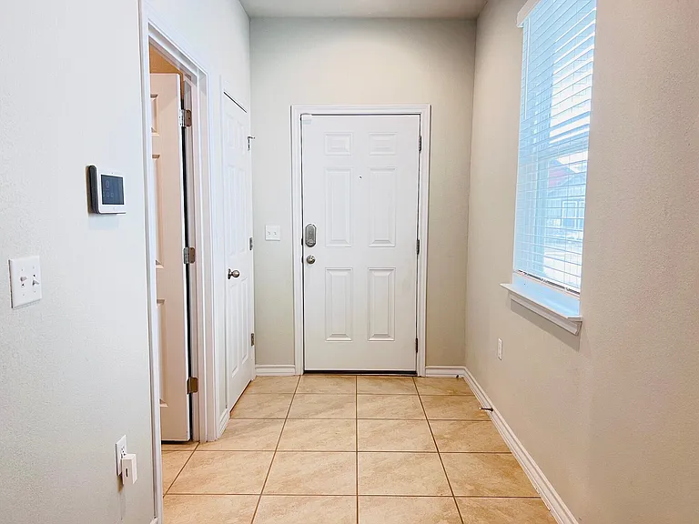 12112 Coyote Call Way — Photo 14