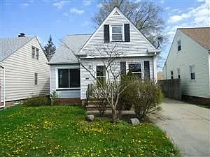 24731 Zeman Ave photo 1