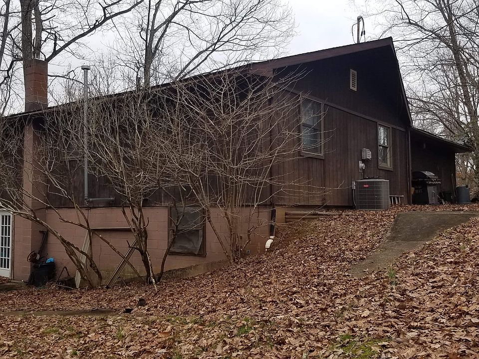 1st image of 65 High Point Dr