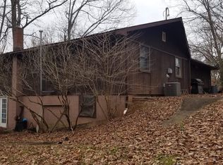65 High Point Dr, Marietta, OH 45750