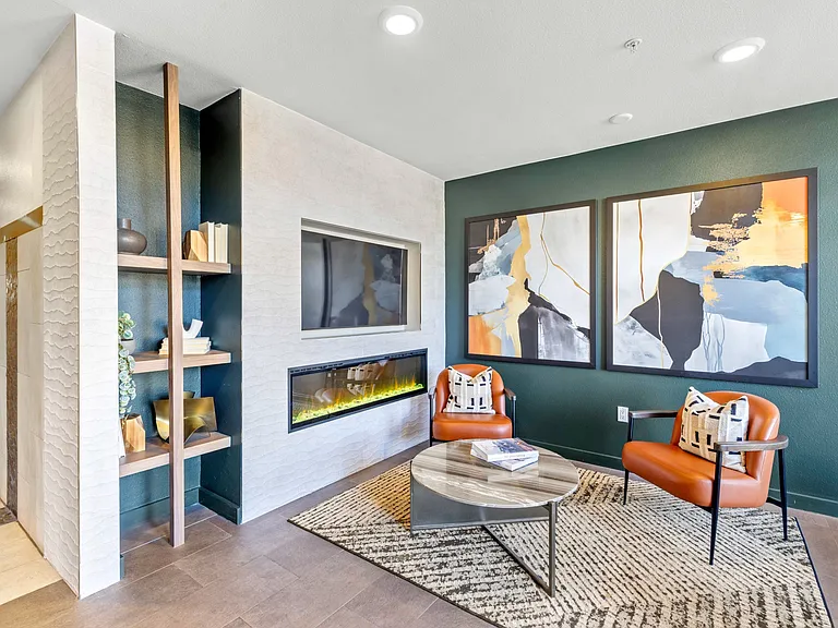 Community Lounge at 128 on State Apartments in Kirkland, WA 98033