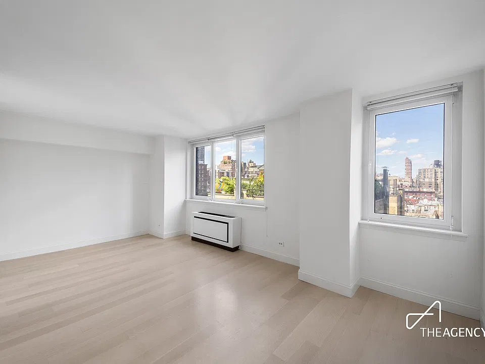 45 W 67th St #10A