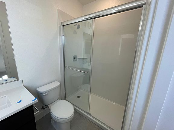 4th image of 2518 Riverfront Dr