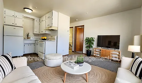 915 7th Ave N #14 Photo 1