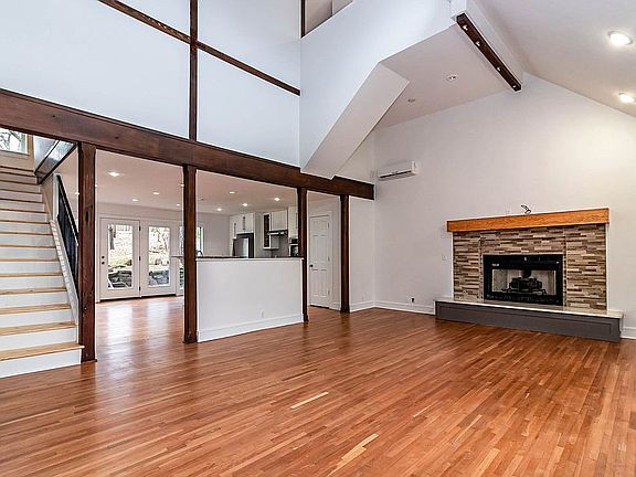 5th image of 437 N Oliver Ave