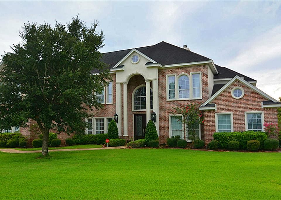 1st image of 3702 Twin Forks Cir