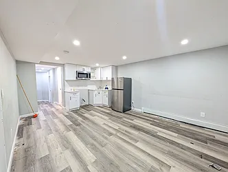 93 East 57th Street, #B