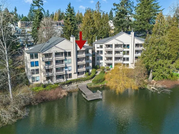 19524 Echo Lake Place N #A401, Shoreline, WA 98133