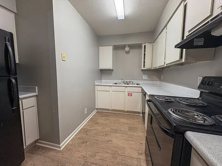 Wyndham Hill Apartments conveniently located in Southeast Tyler — Photo 24