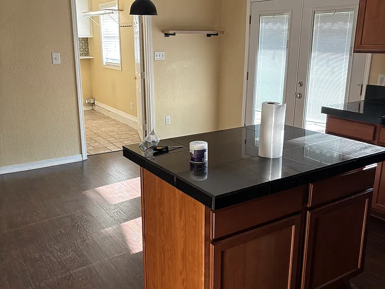 319 S Mount Pleasant Rd — Photo 18
