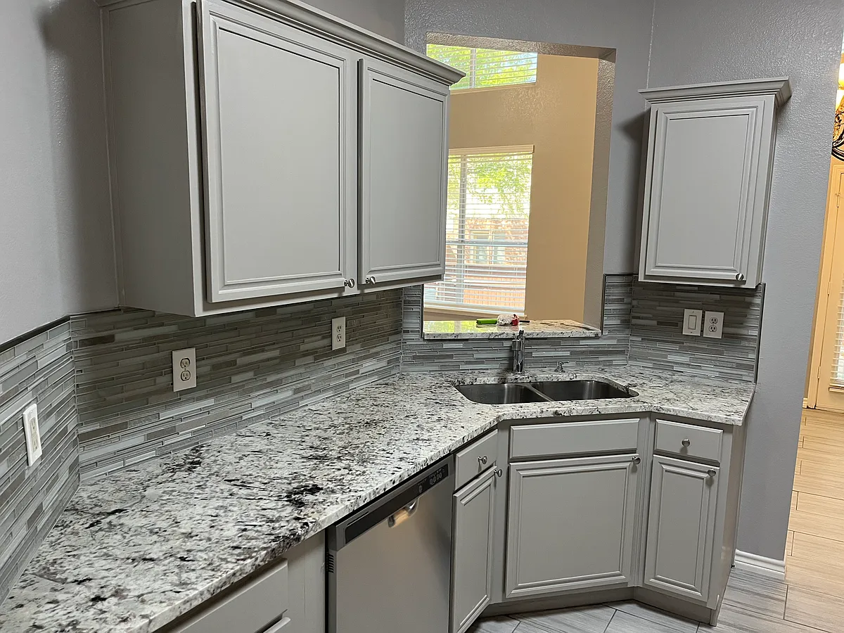 Building Photo - 8613 Heather Ridge Dr