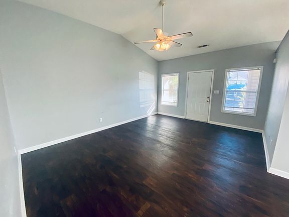 Living room 3_11012021