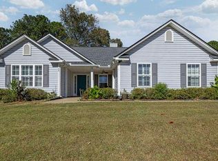 20 Sugar Mill Dr, Dallas, GA 30157