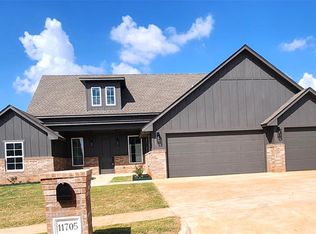 11705 NW 102nd St, Yukon, OK 73099
