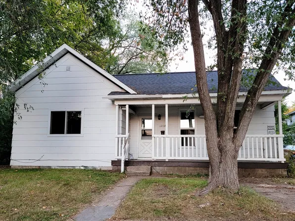 1204 Bellevue Ave #1/2, Eau Claire, WI 54703