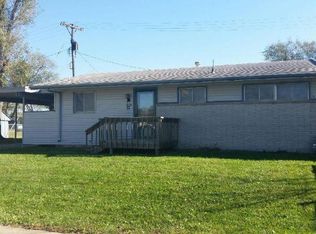 7024 SW Woodcroft Way, Topeka, KS 66619