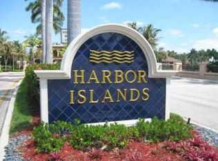 1422 Commodore Way, Hollywood, FL 33019