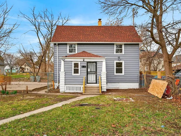 3217 N 12th STREET, Milwaukee, WI 53206