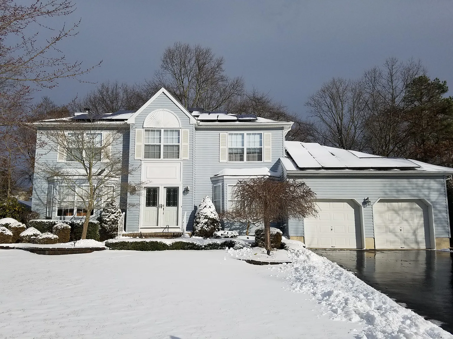 305 Mackenzie Dr photo 1