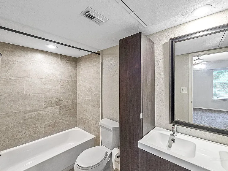 1500 Sandy Springs Rd #35 — Photo 18