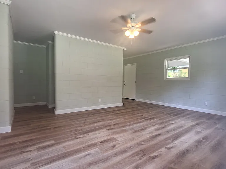 3718 Danube Ln — Photo 10