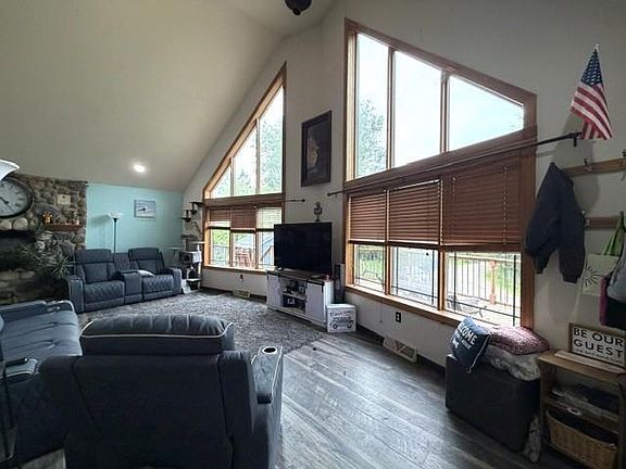 2nd image of 3319 NORTH ROAD