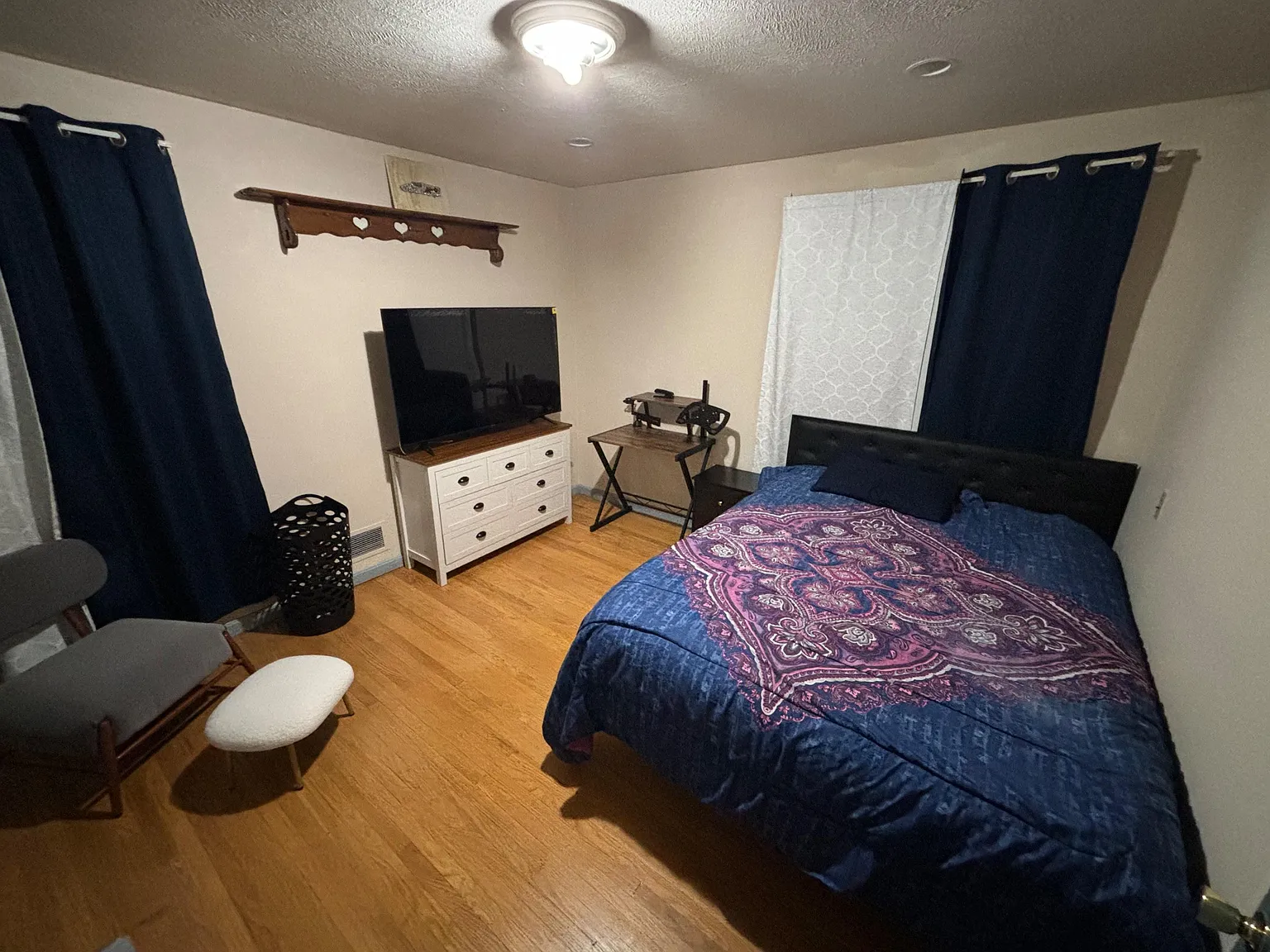 3 bed, 2.0 bath, 2000 sqft, $1,364 — Photo 4