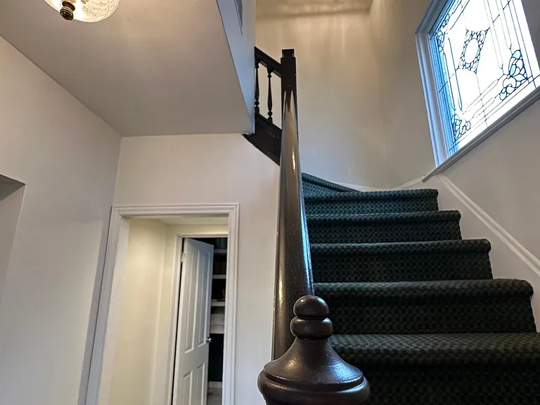 279 N Logan St — Photo 18