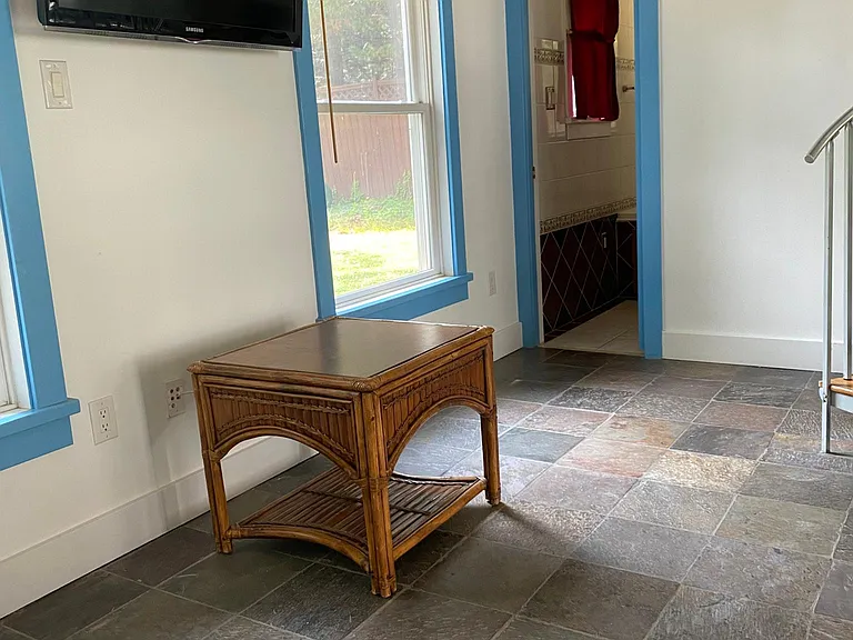 1618 Rugby Ave — Photo 13