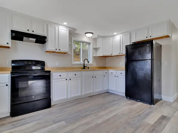 9 Boyd Street, Sanford, ME 04073