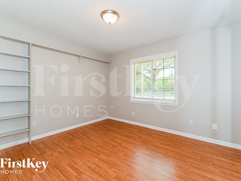 217 Greenwood Ave — Photo 13