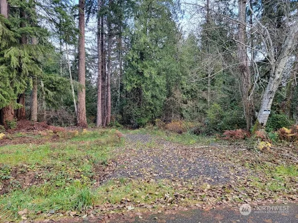310 E Lakeshore Drive E, Shelton, WA 98584