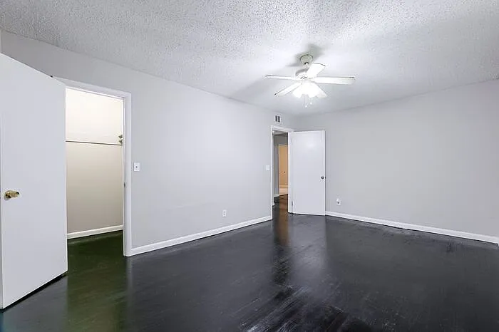 1635 Line Cir #3 — Photo 17