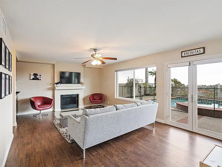 1588 Bella Vista Dr — Photo 5