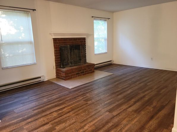 (undisclosed Address)