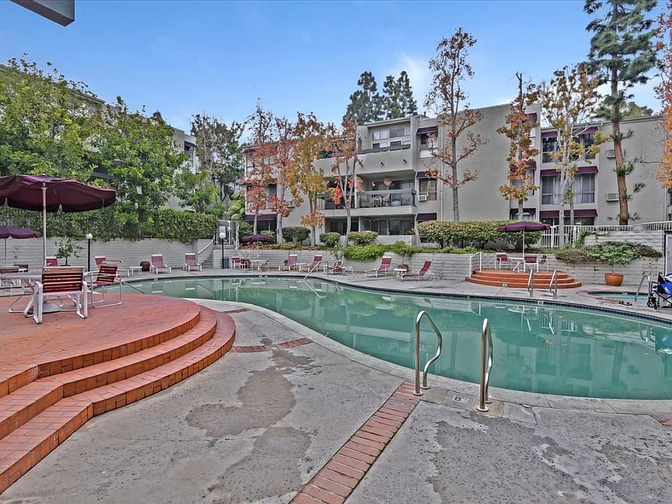1st image of 4900 Overland Ave Unit 352