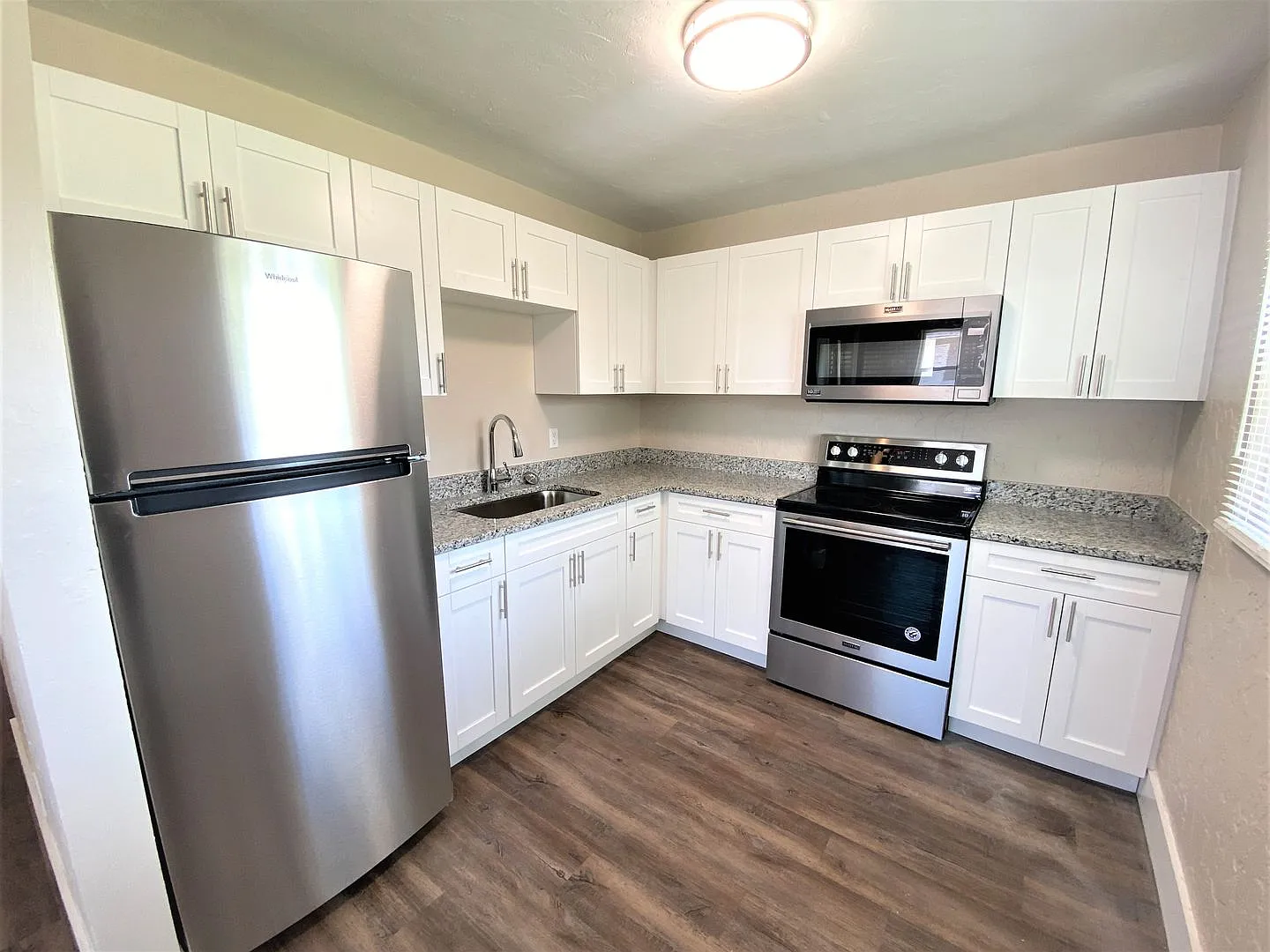 P (2347 Bayside St) — Photo 2