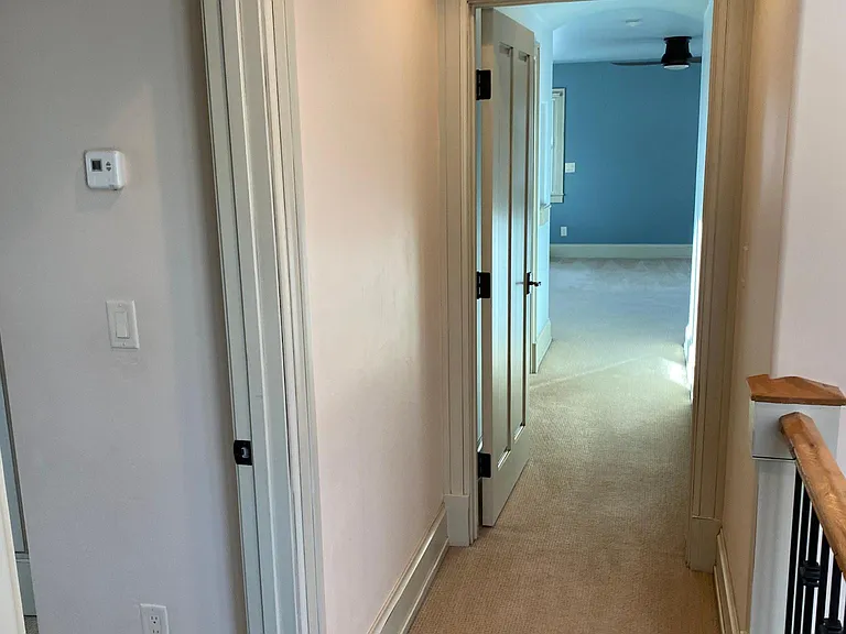 821 Broad St — Photo 31