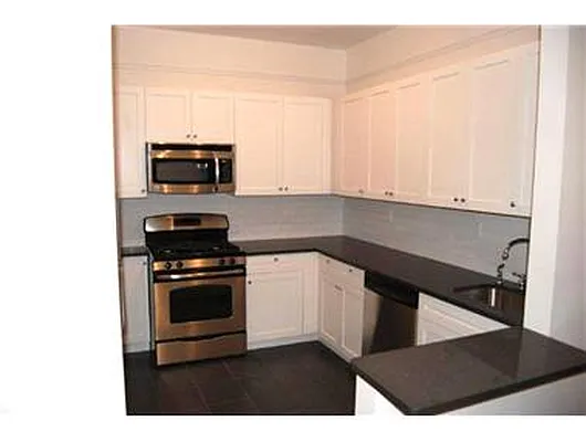 Rented by Douglas Elliman | media 38