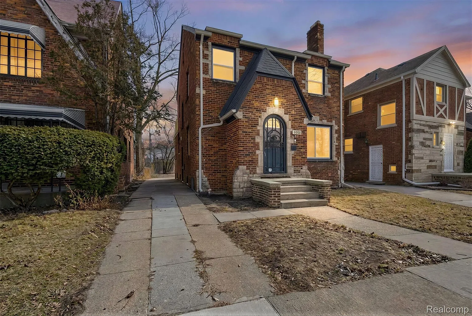 16642 Monte Vista St photo 1