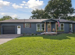 15915 N 252nd Rd, Okmulgee, OK 74447