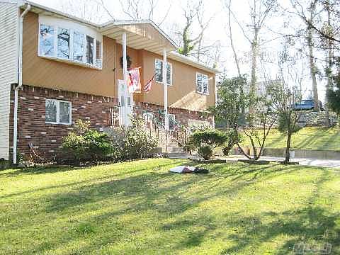 2nd image of 155 Calvert Ave