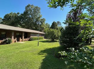 56 Woodland Dr, Georgetown, GA 39854