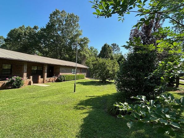 56 Woodland Dr