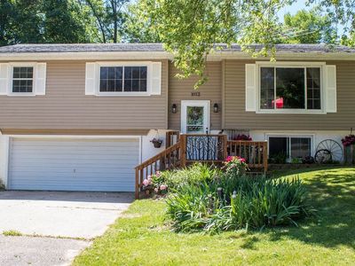 1012 Triangle Dr, Shell Rock, IA, 50670